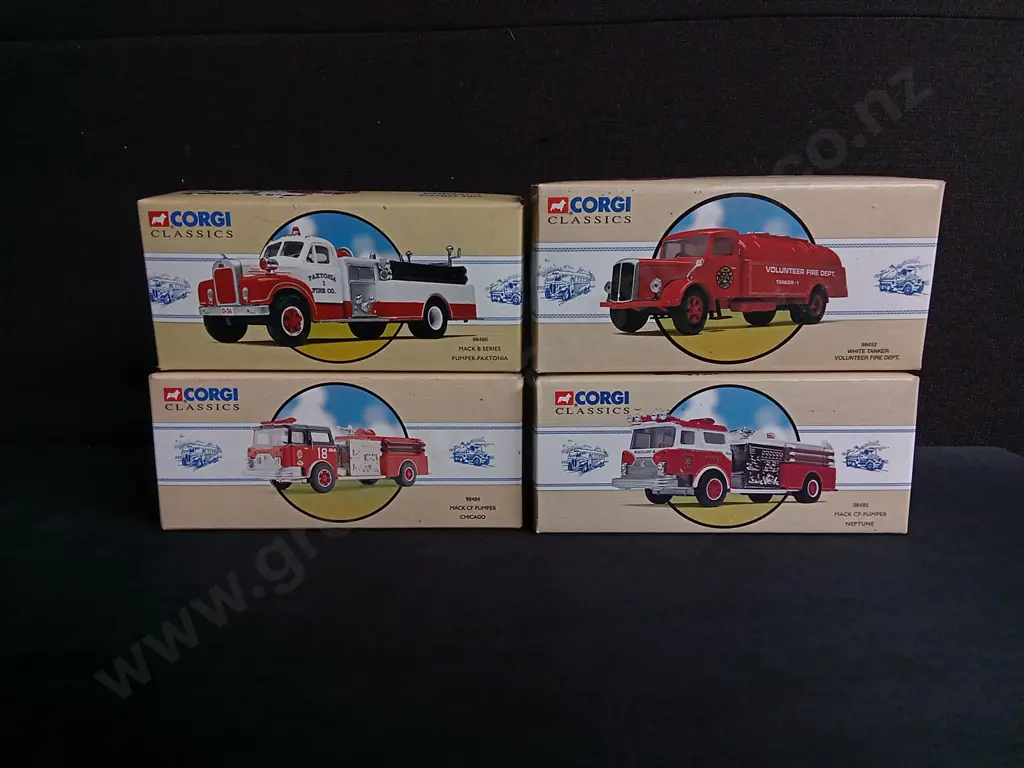 SET OF FOUR CORGI CLASSICS DIE CAST FIRE ENGINES 1/50 SCALE, MACK AND WHITE MODELS, BOXED Image 1++