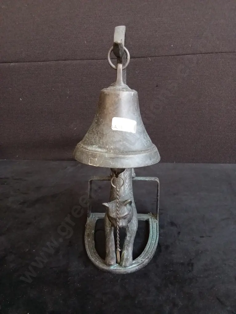 CAST IRON CAT SHAPED BELL H28CM Image 1++