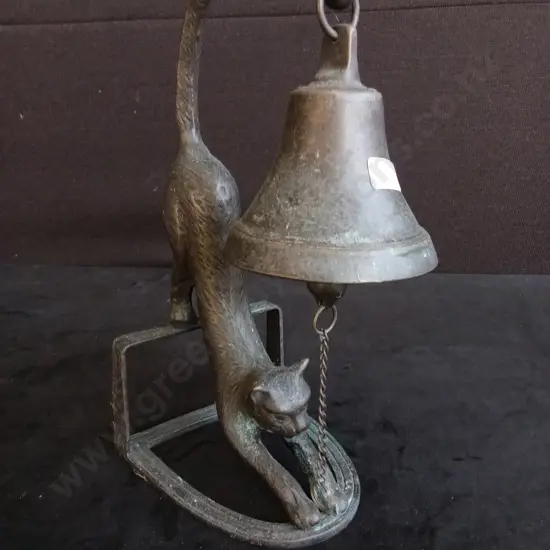 CAST IRON CAT SHAPED BELL H28CM