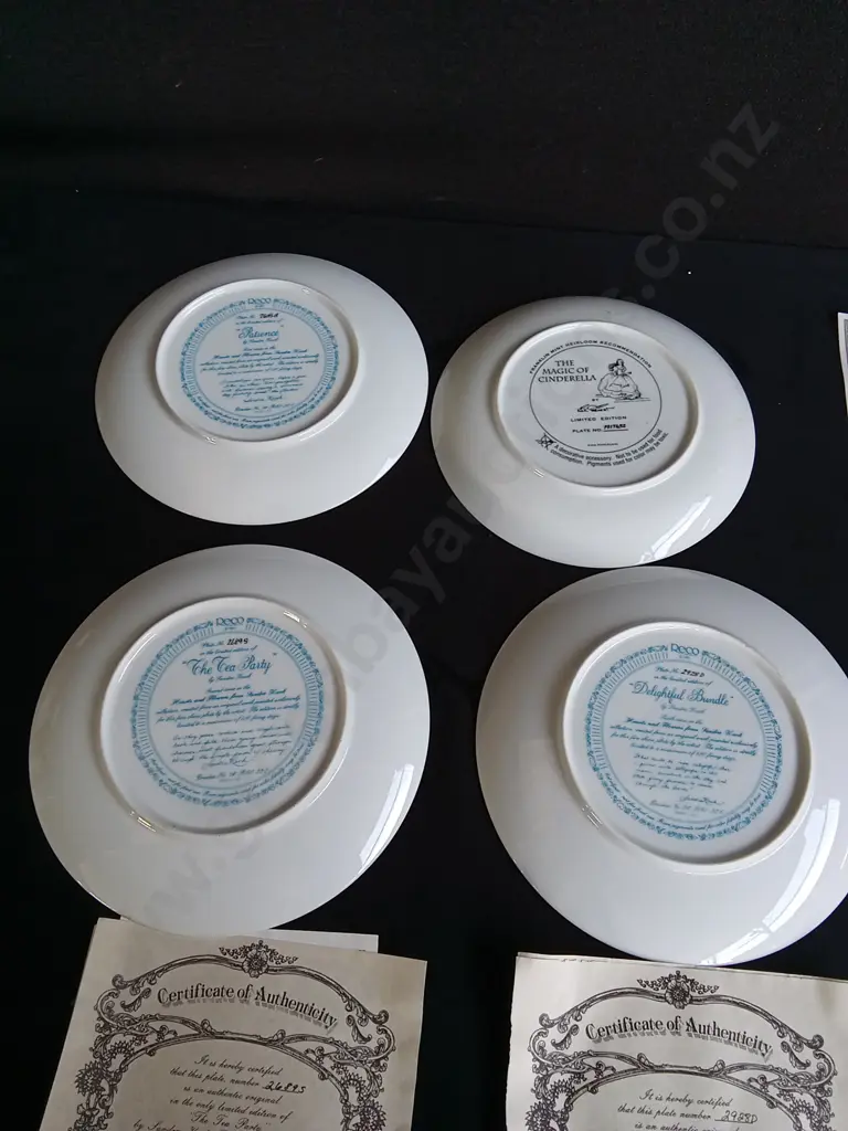 4 PIECES LIMITED EDITION SANDRA KUCK COLLECTOR DECORATIVE PLATES Image 1++