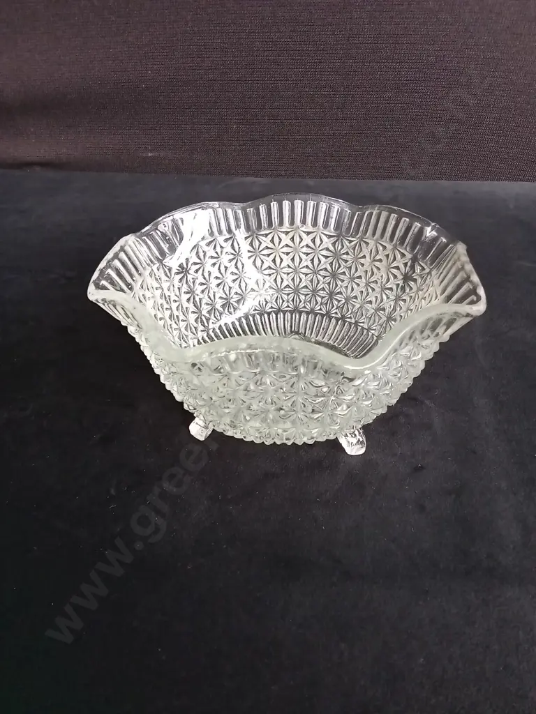 2 CRYSTAL GLASS DISHES TALLEST H8.5CM Image 1++