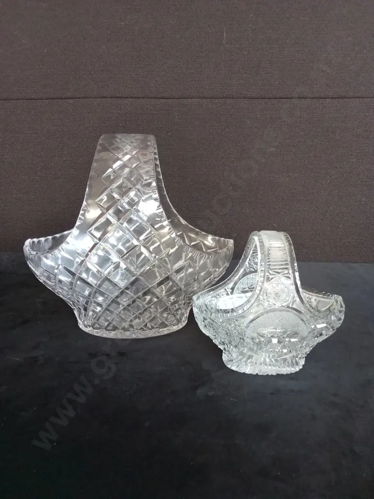 2 GLASS BASKETS TALLEST H24CM SHORTEST H14CM Image 1++