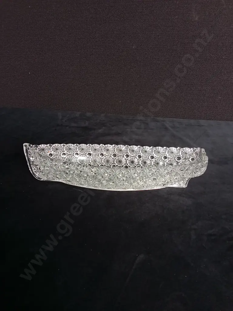 4 CRYTAL GLASS ITEMS Image 1++
