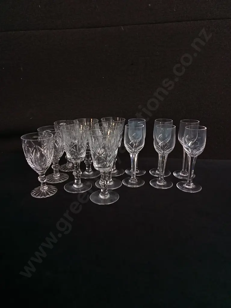 MIX OF SHEERY GLASSES, 14 PIECES TOTAL, TALLEST H 12 CM Image 1++