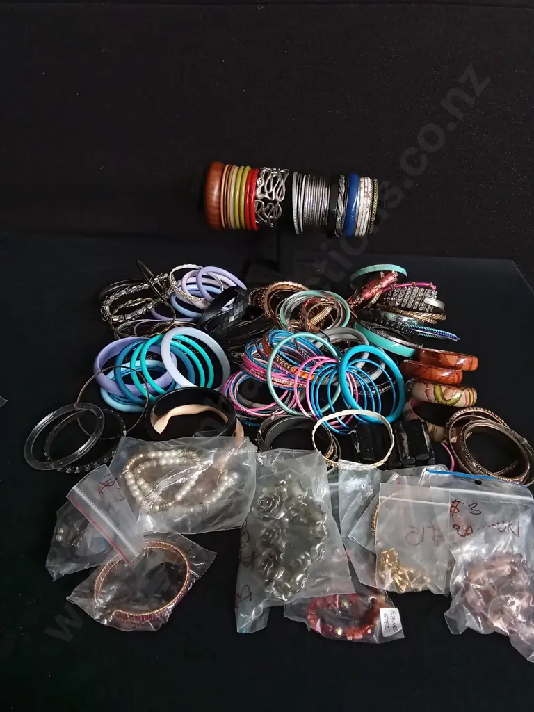 MIX OF BANGLES AND BRACELETS Image 1++
