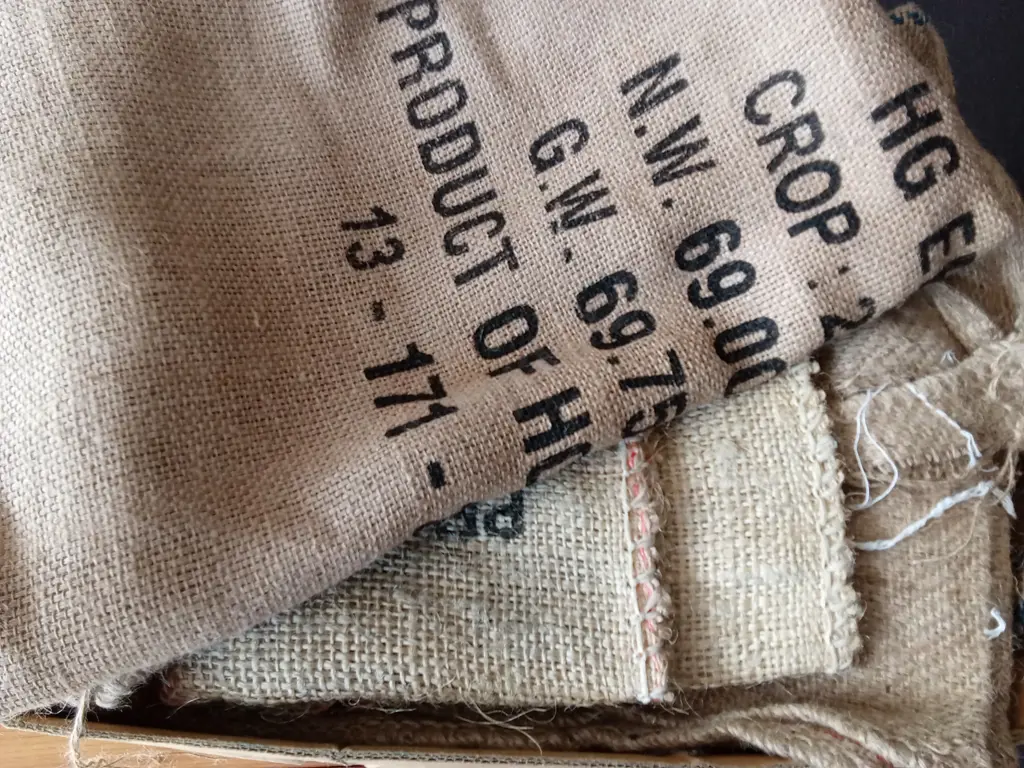BOX OF COFFEE SACKS Image 1++