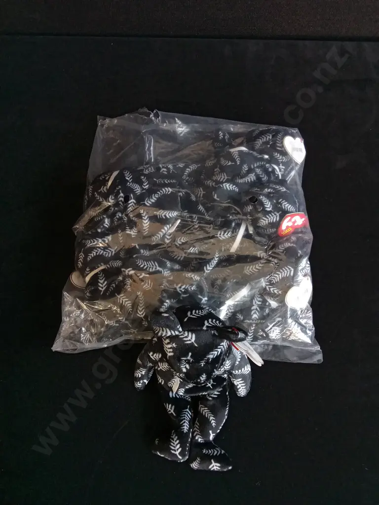 BRAND NEW BAG OF 6 TY BEANIE BABIES "SILVER" Image 1++