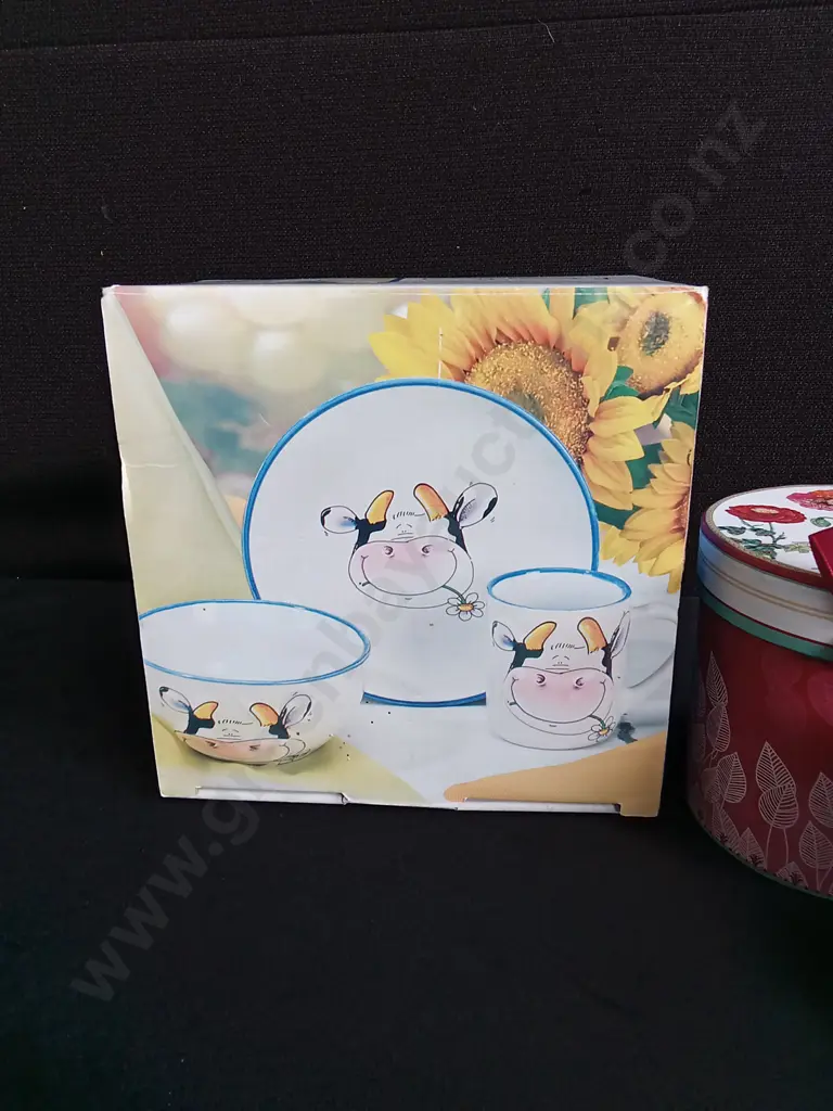 3 PIECES BOXED KITCHENWARE, BRAND NEW Image 1++
