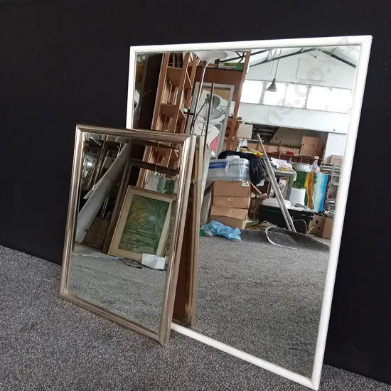 2 MIRRORS TALLEST H90CM L74CM SMALLEST H65CM L50CM