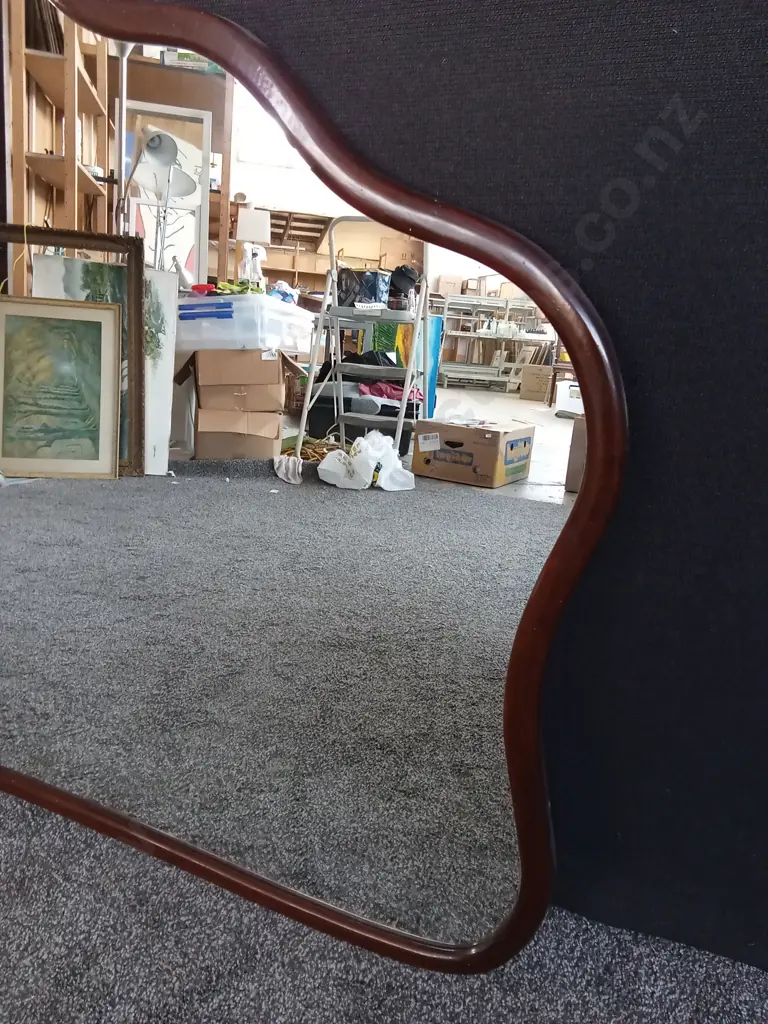 VINTAGE-STYLE FRAMED MIRROR L1.3M H89CM Image 1++