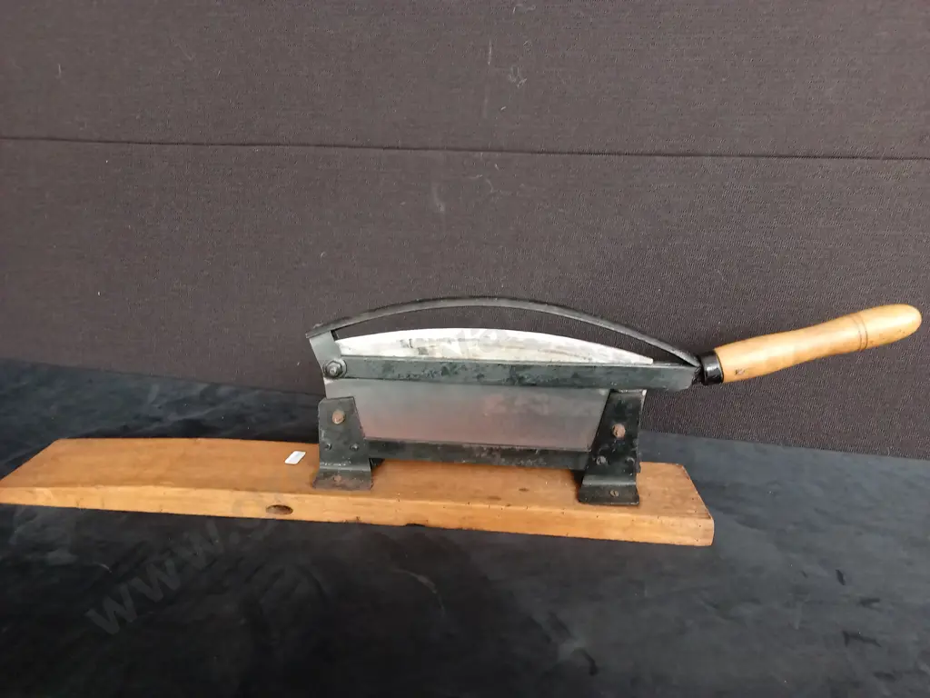 VINTAGE JAPANESE STEM CUTTER L65CM TO END OF WOOD - VERY SHARP Image 1++