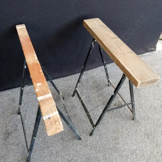 PAIR OF BUILDERS TRESTLE STOOLS METAL FRAME