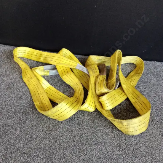 2 YELLOW POLYESTER LIFTING STRAPS