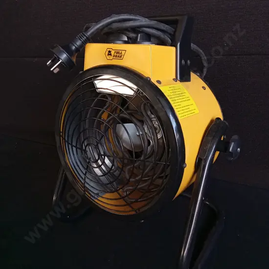 FULL BOAR PORTABLE INDUSTRIAL ELECTRIC FAN HEATER, H 41 CM, WORKING