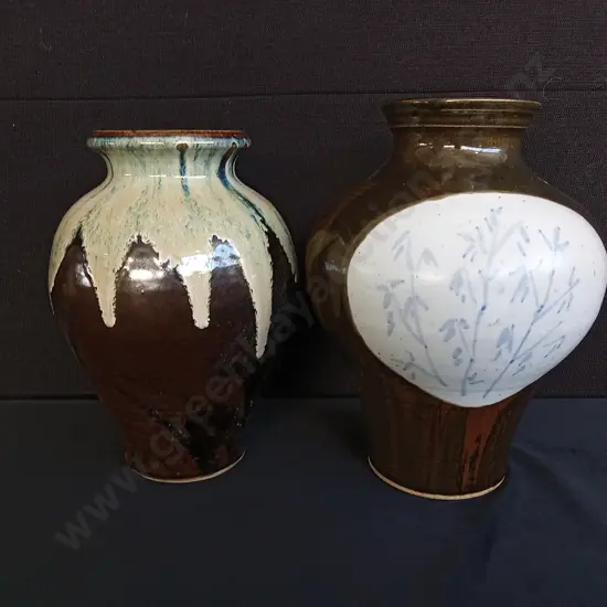 PAIR OF TONGAN VASES 28CM & 30CM HIGH
