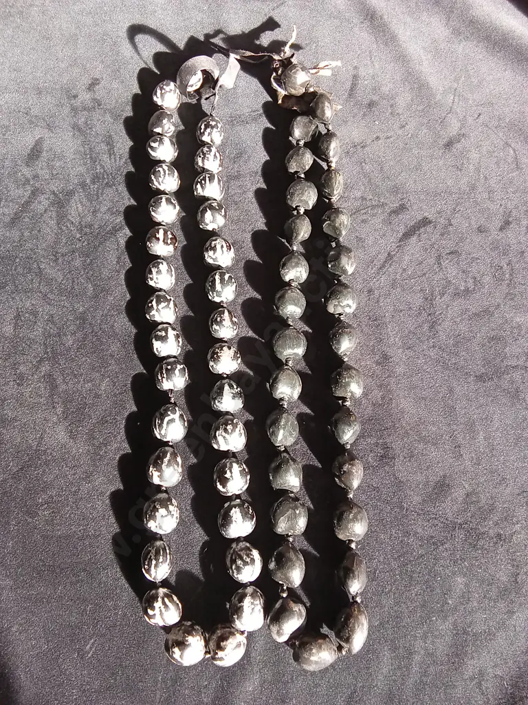 2 TRADITIONAL TONGAN HANDMADE NECKLACES EACH MADE OF SEEDS AND APPROX 95CM LONG Image 1++