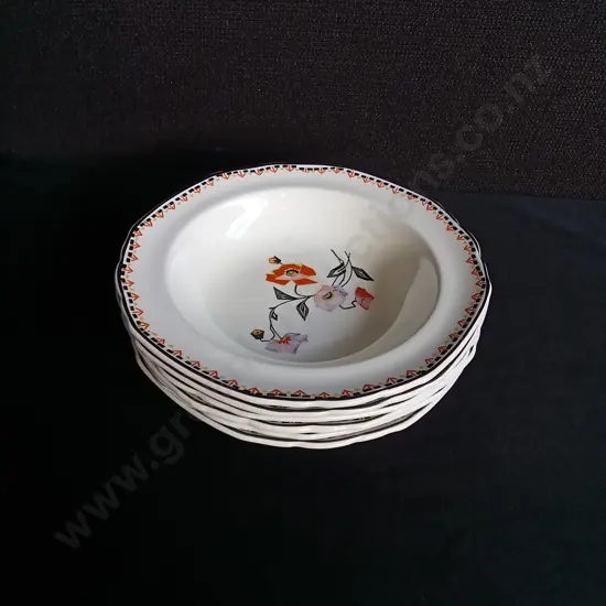 SET OF 6 VINTAGE W.H. GRINDLEY & CO. "THE PATRICIA" COUPE SOUP BOWLS, W 16 CM