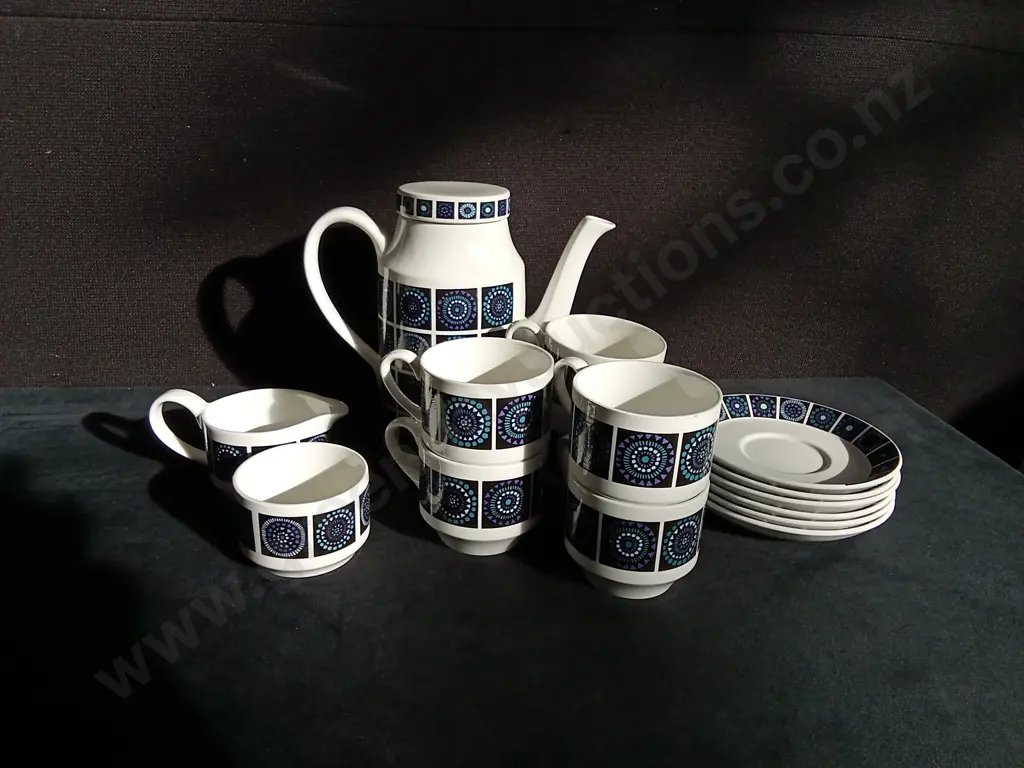 VINTAGE 16 PIECE MIDWINTER "MADEIRA" COFFEE SET, TALLEST H 21 CM Image 1++