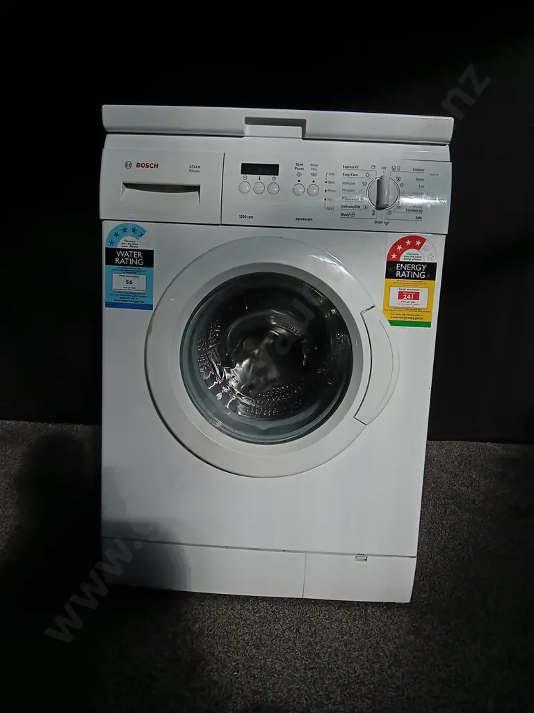 BOSCH MAXX CLASSIC WASHING MACHINE (POWERS ON) WITH DRYER MOUNT, H 89CM X W 60CM X D 55CM Image 1++