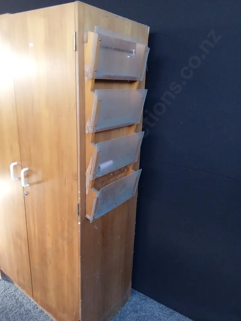 WORKSHOP 2 DOOR CUPBOARD WITH SHELVES 1.8M X 0.9M X 0.5M Image 1++