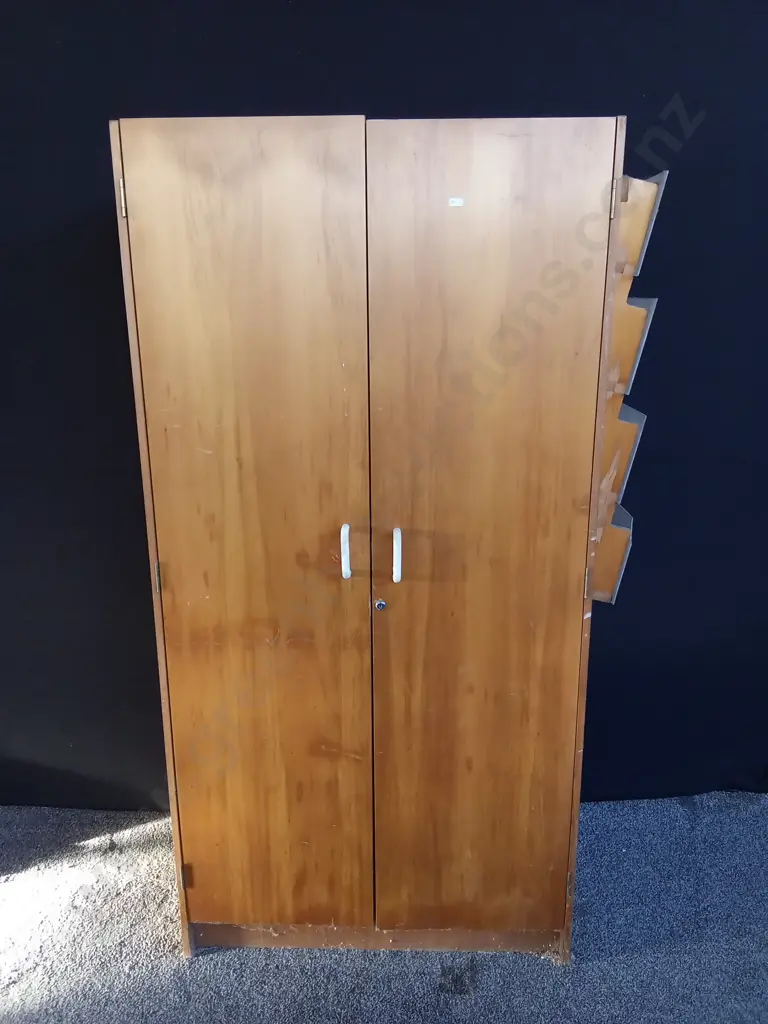 WORKSHOP 2 DOOR CUPBOARD WITH SHELVES 1.8M X 0.9M X 0.5M Image 1++