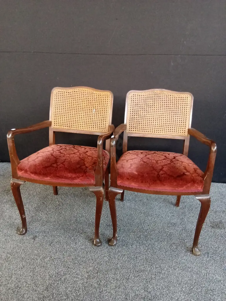 2 VINTAGE CHIPPENDALE-STYLE BRIDGE CHAIRS WITH RATTAN BACK AND BALL-AND-CLAW FEET H82CM Image 1++