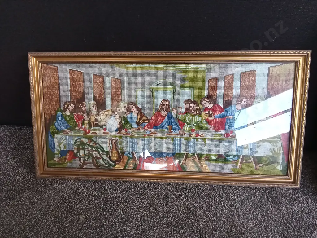 3 FRAMED CROSS STITCH ARTWORKS Image 1++
