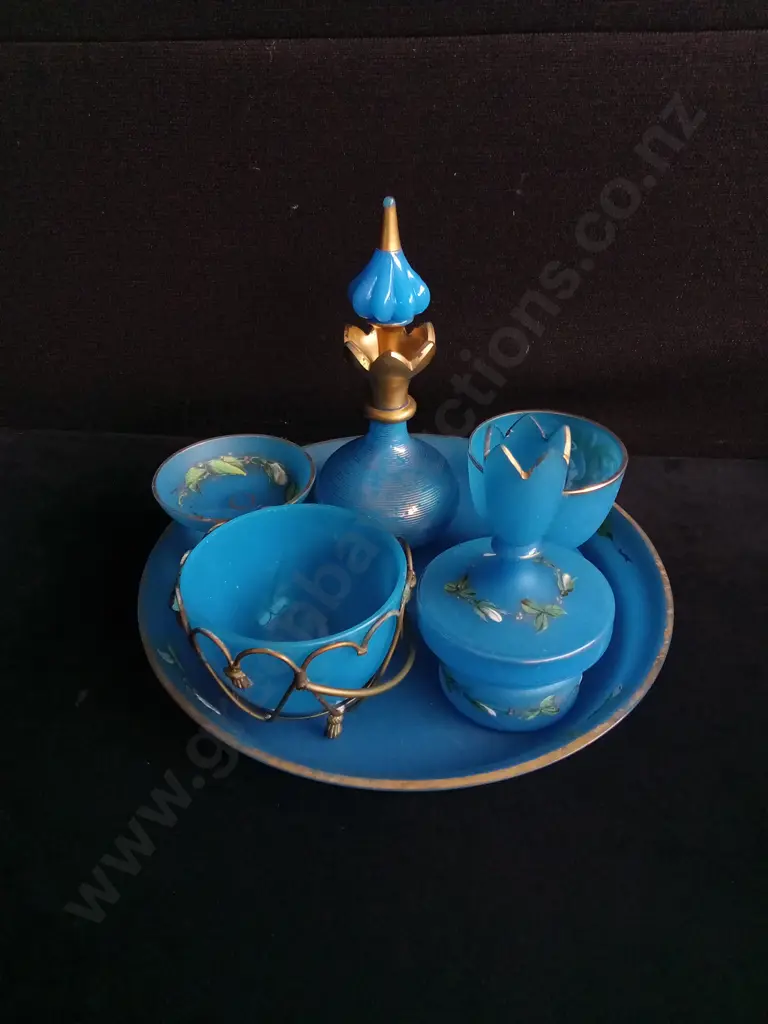 VINTAGE TURQUOISE BLUE OPALINE GLASS VANITY SET, TALLEST H 23 CM Image 1++