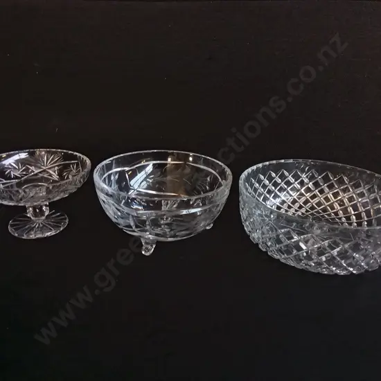 3 PIECES VINTAGE CUT GLASS BOWLS, LARGEST W 21 CM