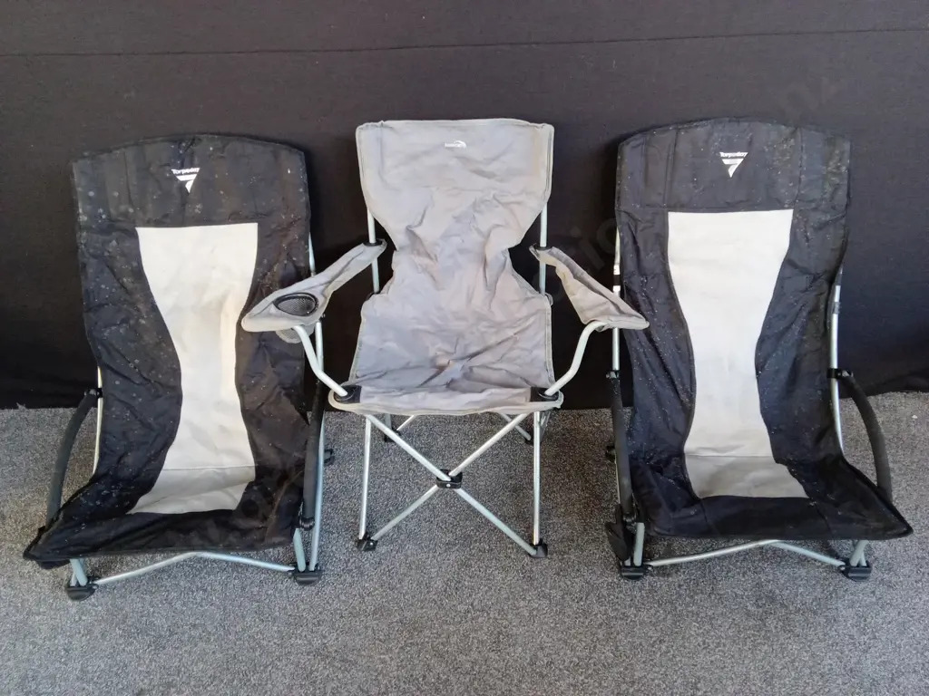 COLLECTION OF CAMPING CHAIRS AND TABLE, FROM KATHMANDU AND TORPEDO 7 Image 1++