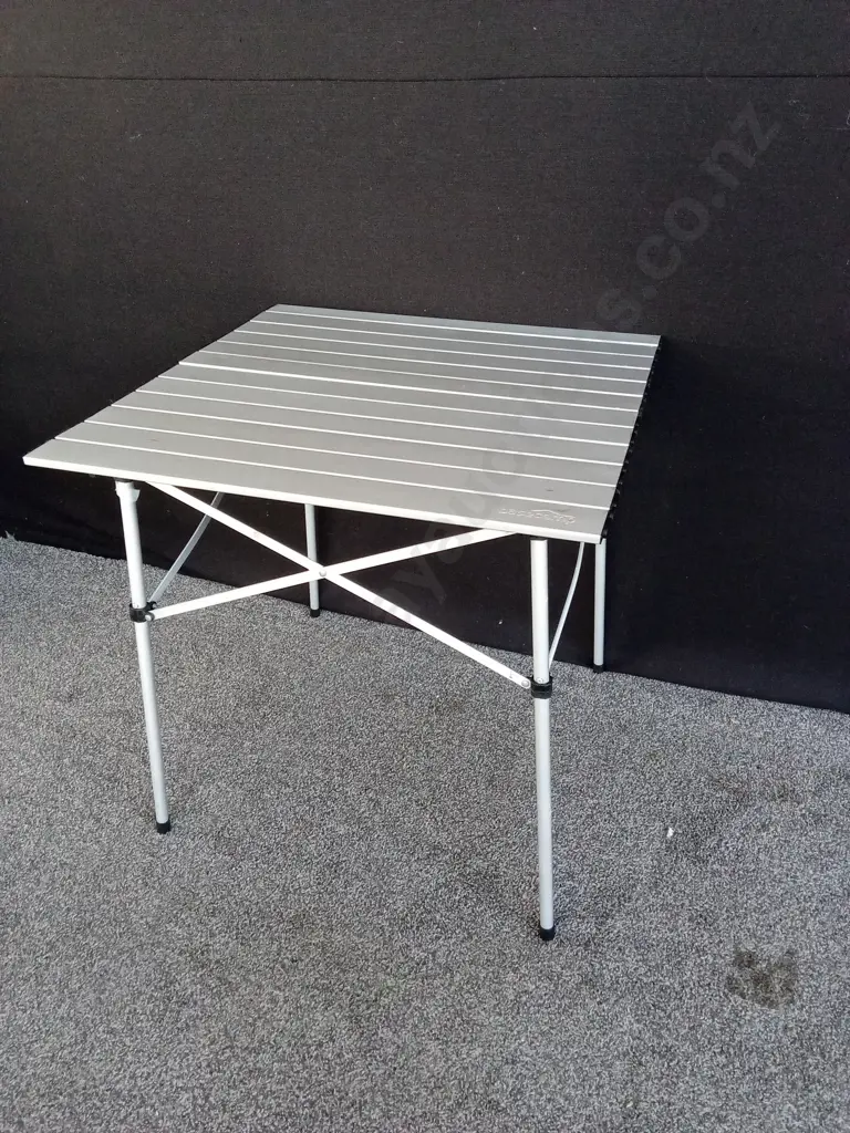 COLLECTION OF CAMPING CHAIRS AND TABLE, FROM KATHMANDU AND TORPEDO 7 Image 1++