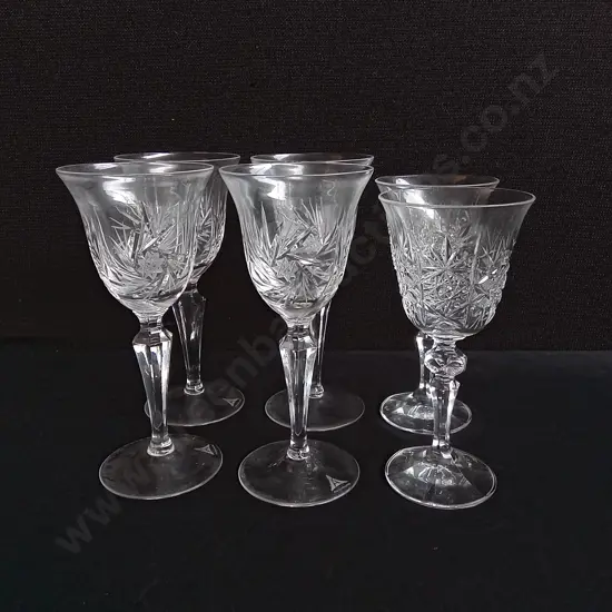 SET OF 4 ATLANTIS CRYSTAL WINE GLASSES, AND PAIR OF PORT GLASSES, TALLEST H 18 CM