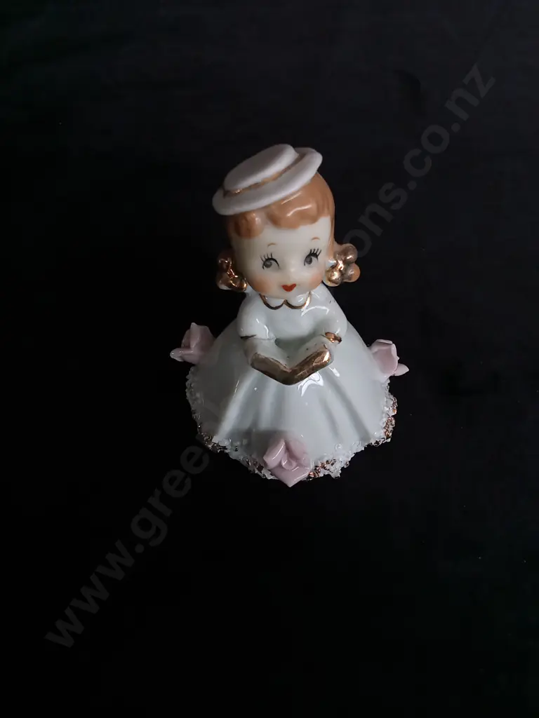 3 CERAMIC ANGEL FIGURINES TALLEST H18CM INCLUDING A LLARDO 1997 VIOLIN CELESTIAL LITTLE ANGEL H10CM AND A CERAMIC GIRL Image 1++