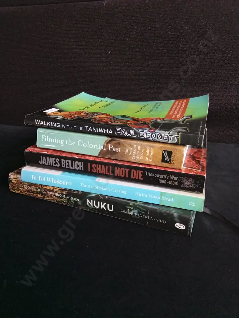 5 BOOKS ON NZ HISTORY AND CULTURE Image 1++