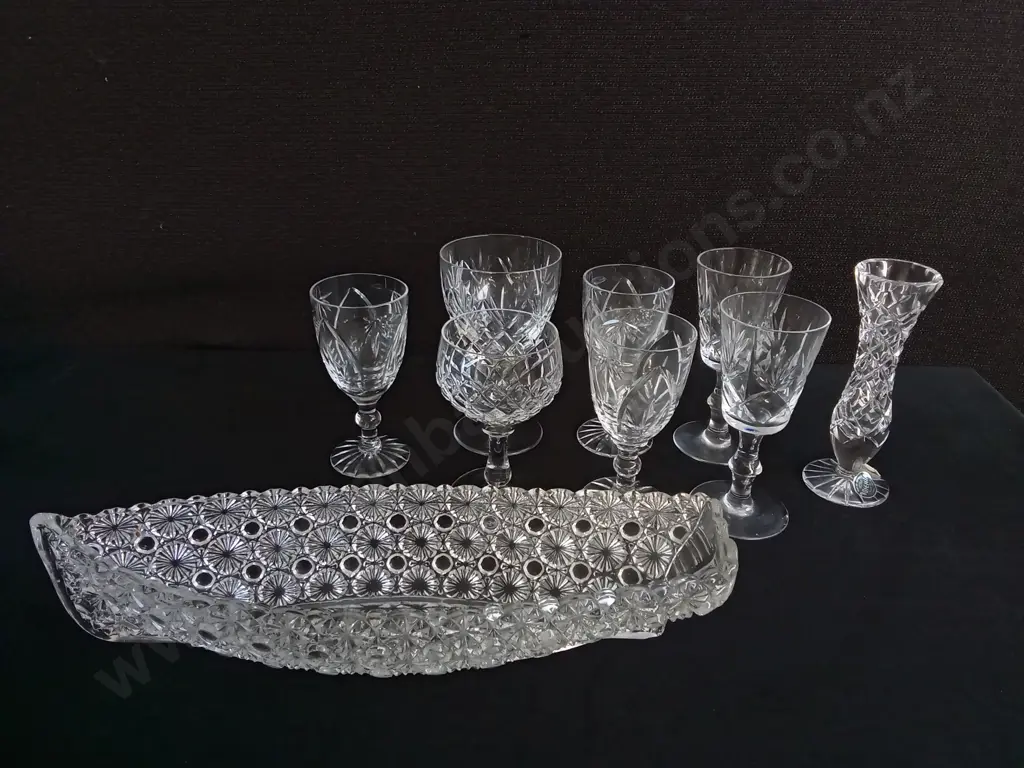 MIX OF GLASSWARE, TALLEST H 12.5 CM Image 1++