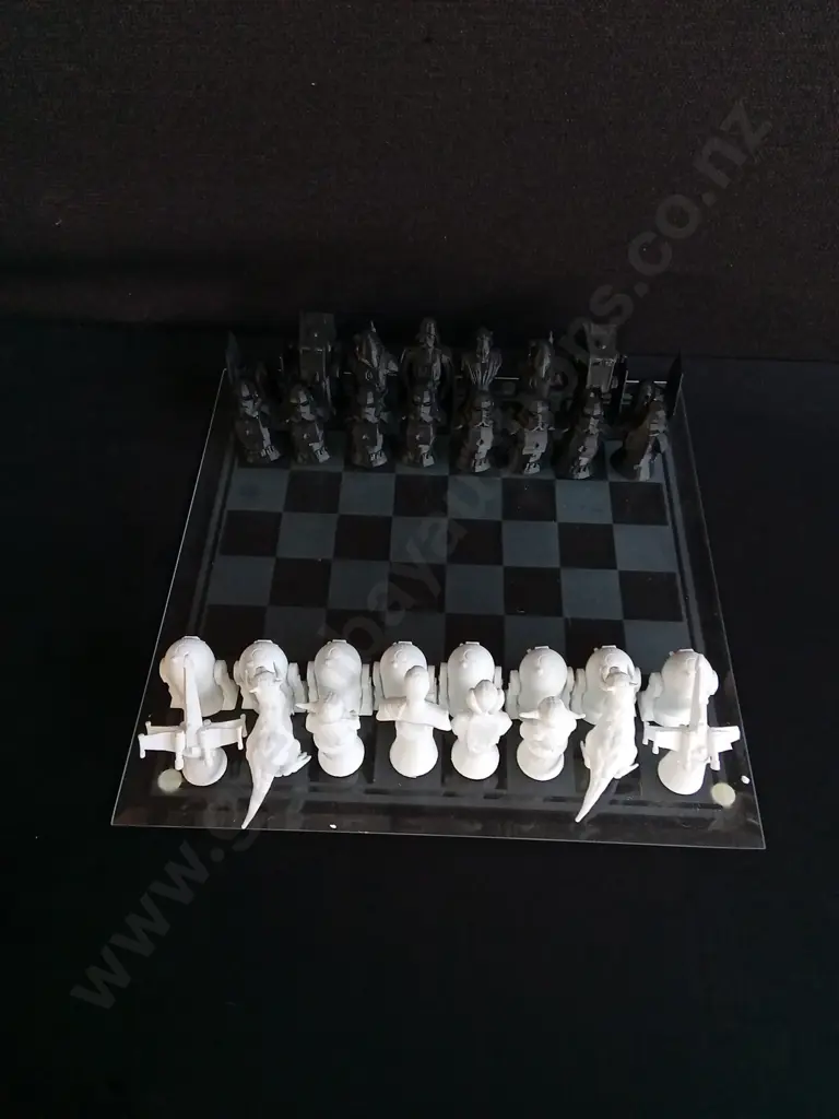 3D PRINTED STAR WARS CHESS SET, INCLUDING ORIGINAL GLASS CHESS PIECES AND BOARD Image 1++