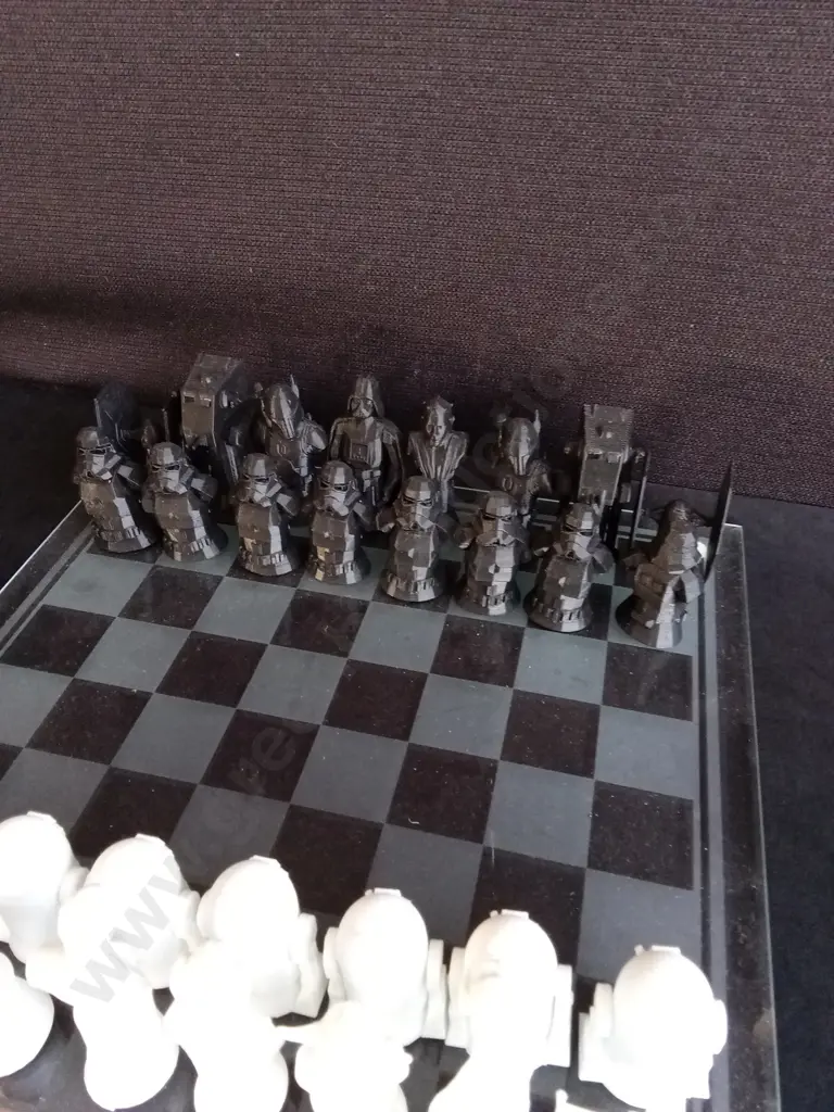 3D PRINTED STAR WARS CHESS SET, INCLUDING ORIGINAL GLASS CHESS PIECES AND BOARD Image 1++