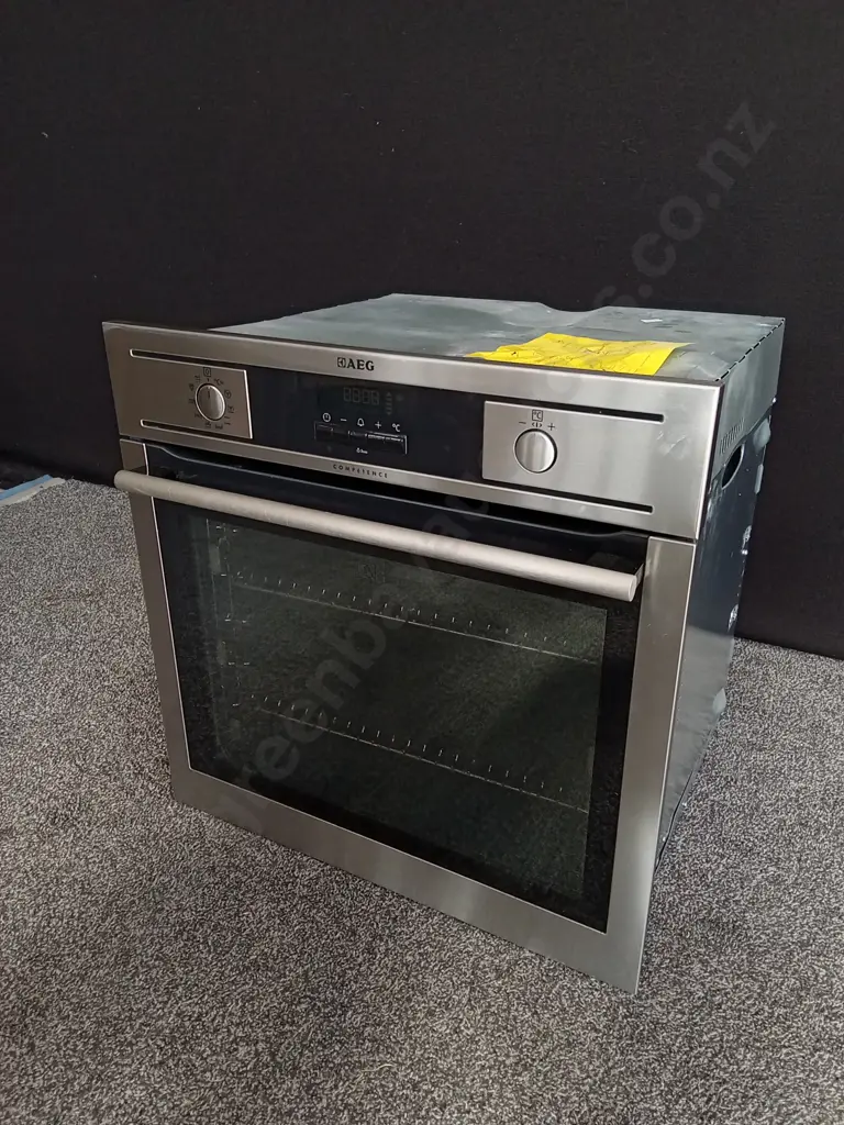AEG COMPETENCE BP5304001M BUILT IN ELECTRIC OVEN, H 59 CM X W 59.5 CM X D 52 CM Image 1++