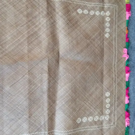 LARGE TRADITIONAL TONGAN HAND WOVEN CEREMONIAL FALA (FLOOR MAT) WITH DECORATIVE FRINGE LIKELY MADE FROM PANDANUS LEAVES
