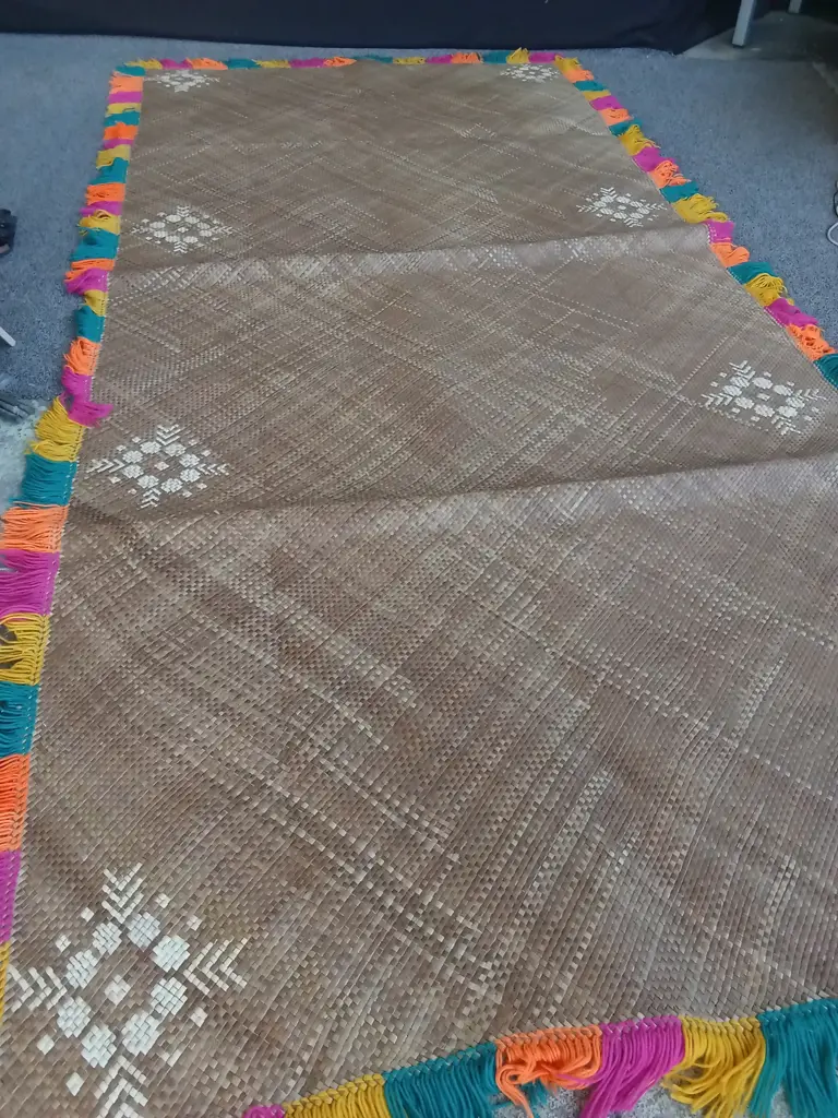 LARGE TRADITIONAL TONGAN HAND WOVEN CEREMONIAL FALA (FLOOR MAT) WITH DECORATIVE FRINGE LIKELY MADE FROM PANDANUS LEAVES Image 1++