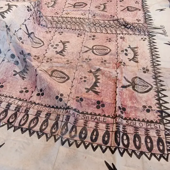 LARGE DECORATIVE TONGAN TAPA CLOTH APPROX 3 M WIDE X 5M LONG MAN MADE CLOTH