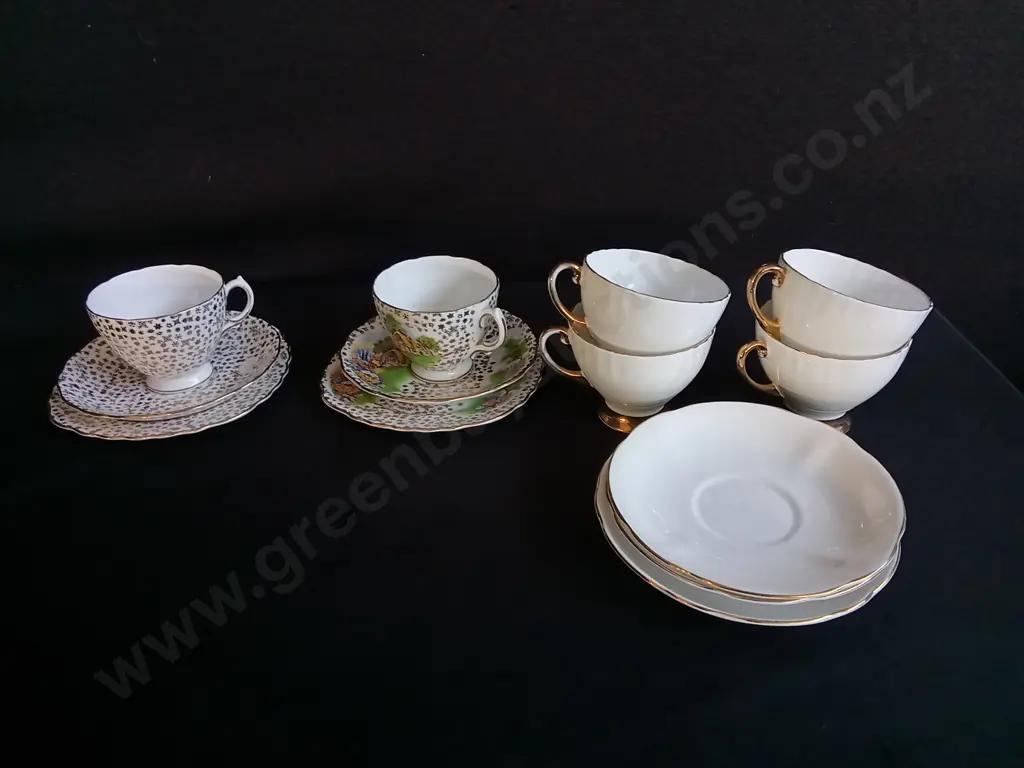 TEA CUP AND SAUCER SETS, 6 TOTAL Image 1++