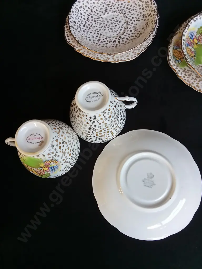 TEA CUP AND SAUCER SETS, 6 TOTAL Image 1++