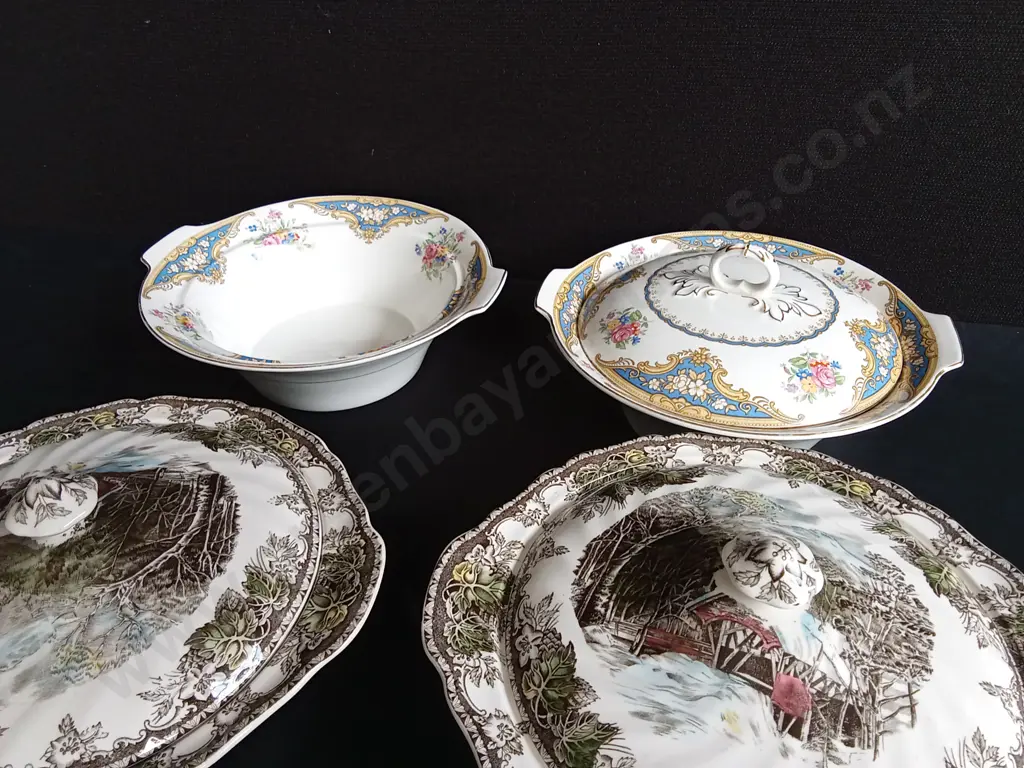 4 PIECES TRANSFERWARE, "THE FRIENDLY VILLAGE" JOHNSON BROTHERS, "YORK" EMPIRE ENGLAND, LARGEST W 27 CM Image 1++
