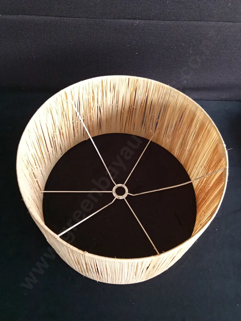 NATURAL COLOURED RAFFIA  CYLINDER LAMPSHADE H 27CM C 40CM Image 1++