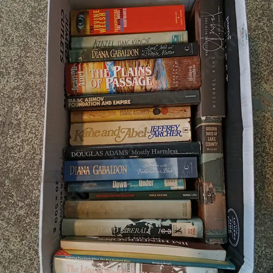 BOX OF ASSORTED BOOKS