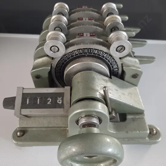 VINTAGE 3 GANG 16MM MAGNASYNC / MOVIOLA FILM SYNCHRONIZER
