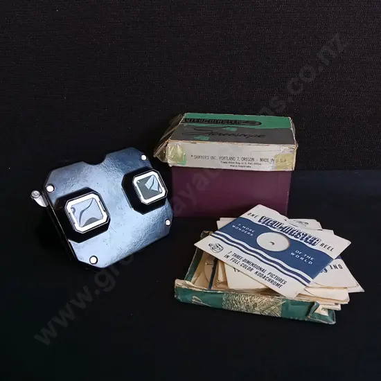 VINTAGE SAWYER'S VIEW MASTER STEREOSCOPE WITH ORIGINAL BOX AND COLLECTION OF 7 SCENE KODACHROME REELS