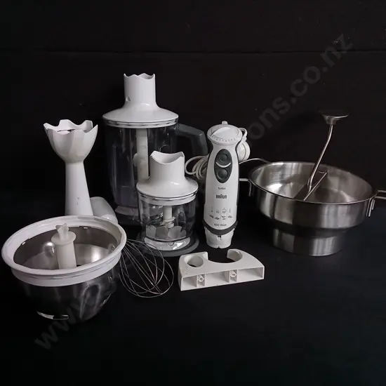 MIX OF KITCHENWARE, INCLUDING BRAUN MULTIQUICK HAND BLENDER SYSTEM