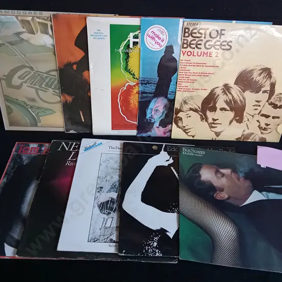10 VINTAGE RECORDS